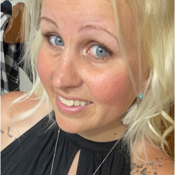 Meet your Posher, Trisha - Picture 6 of 12